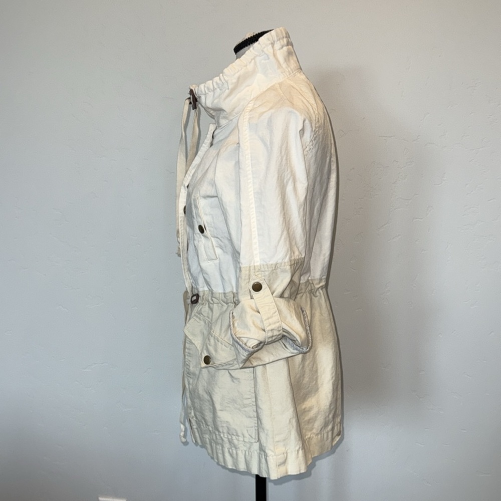 Ann Taylor Loft Petite White and Khaki Spring/Summer Light Cotton Jacket, XSP - Picture 4 of 8